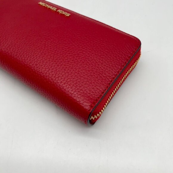 Michael Kors Red Pebbled Leather Jet Set Continental Wristlet - Picture 6 of 10